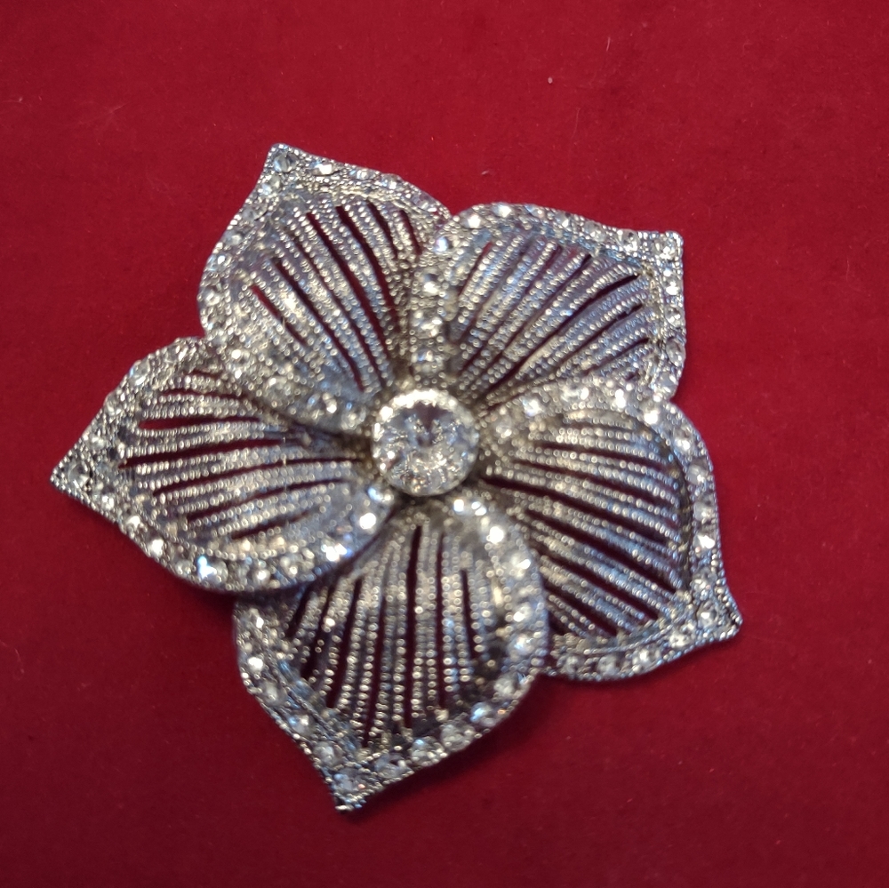 Vintage Star/Petal Brooch with Marcasite Accents